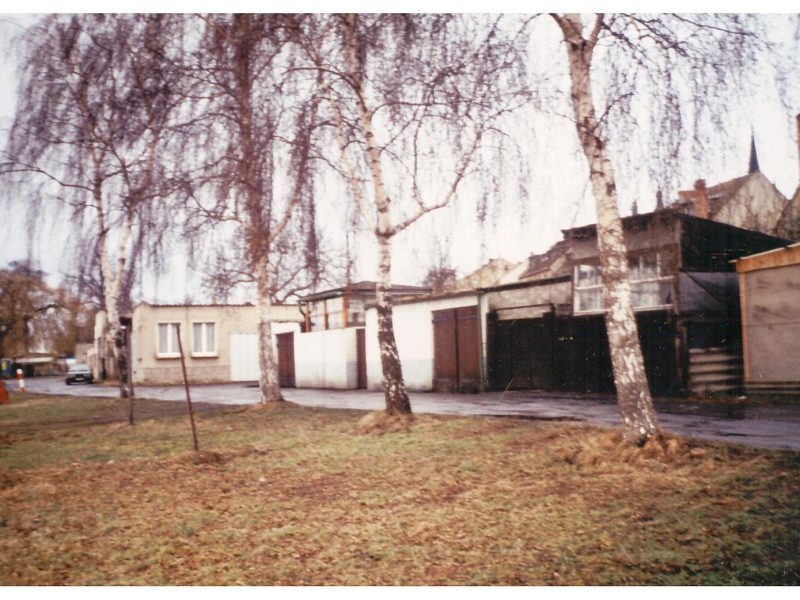Die rückwärtige Bebauung der Fischerstraße ist geprägt von den typischen Kiekehäusern mit Blick auf die Havel.
